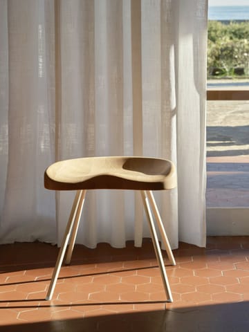Tabouret No 307 krakk - Oak-Prouvé hvit due - Vitra