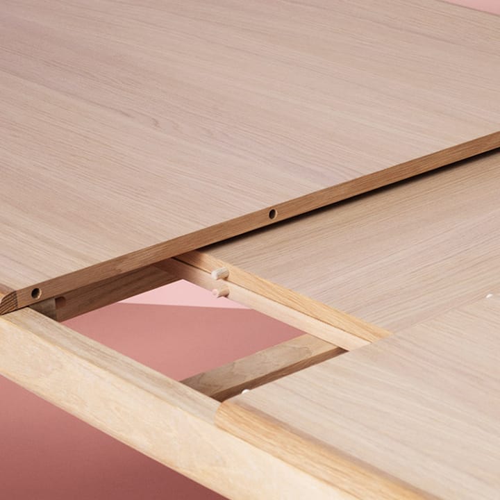 Evermore spisebord, valnøtt oljet, 160 cm Warm Nordic