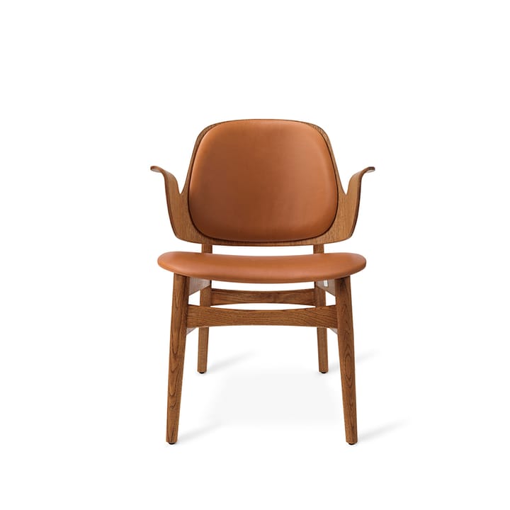 Gesture loungestol - skinn silk 250 cognac, teakoljet eikestativ - Warm Nordic