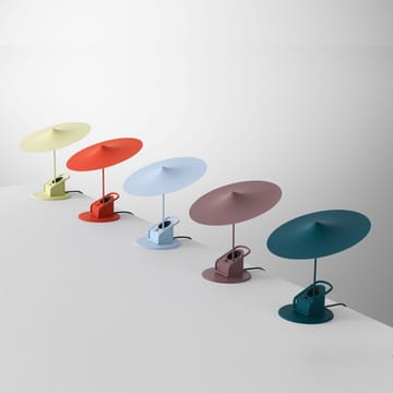 w153 île bordslampe - poppy red - Wästberg