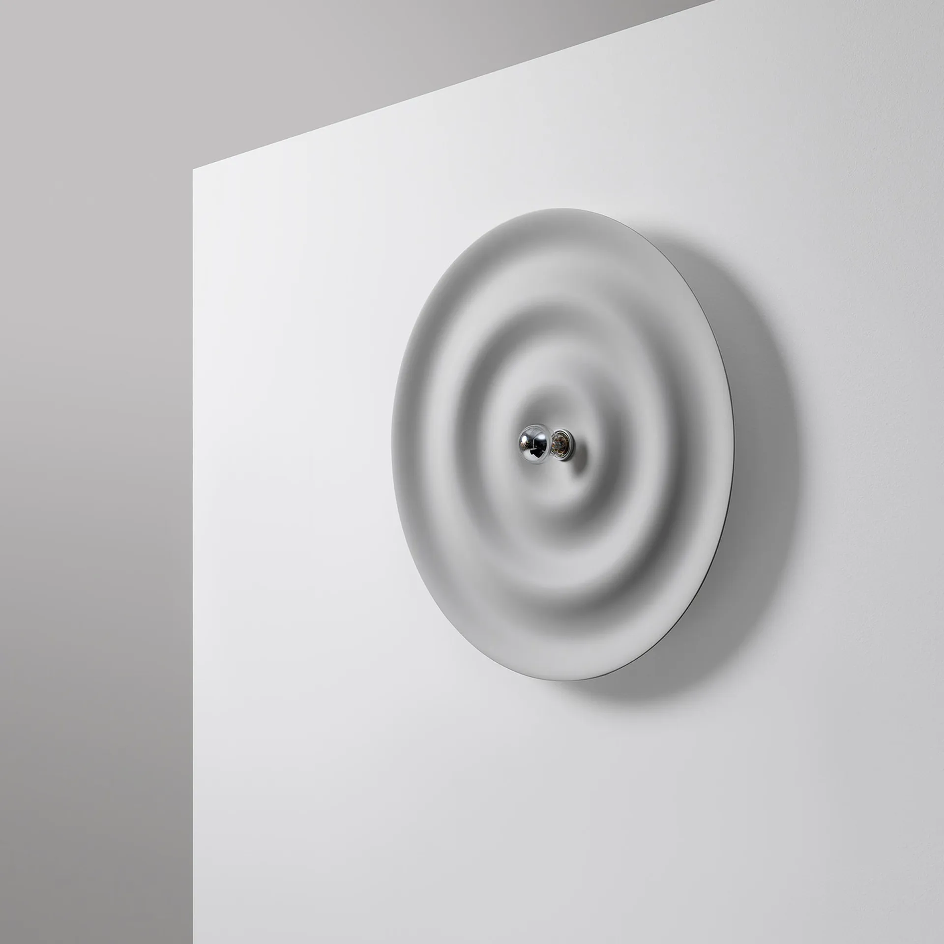 w171 alma w vegglampe, signal white Wästberg