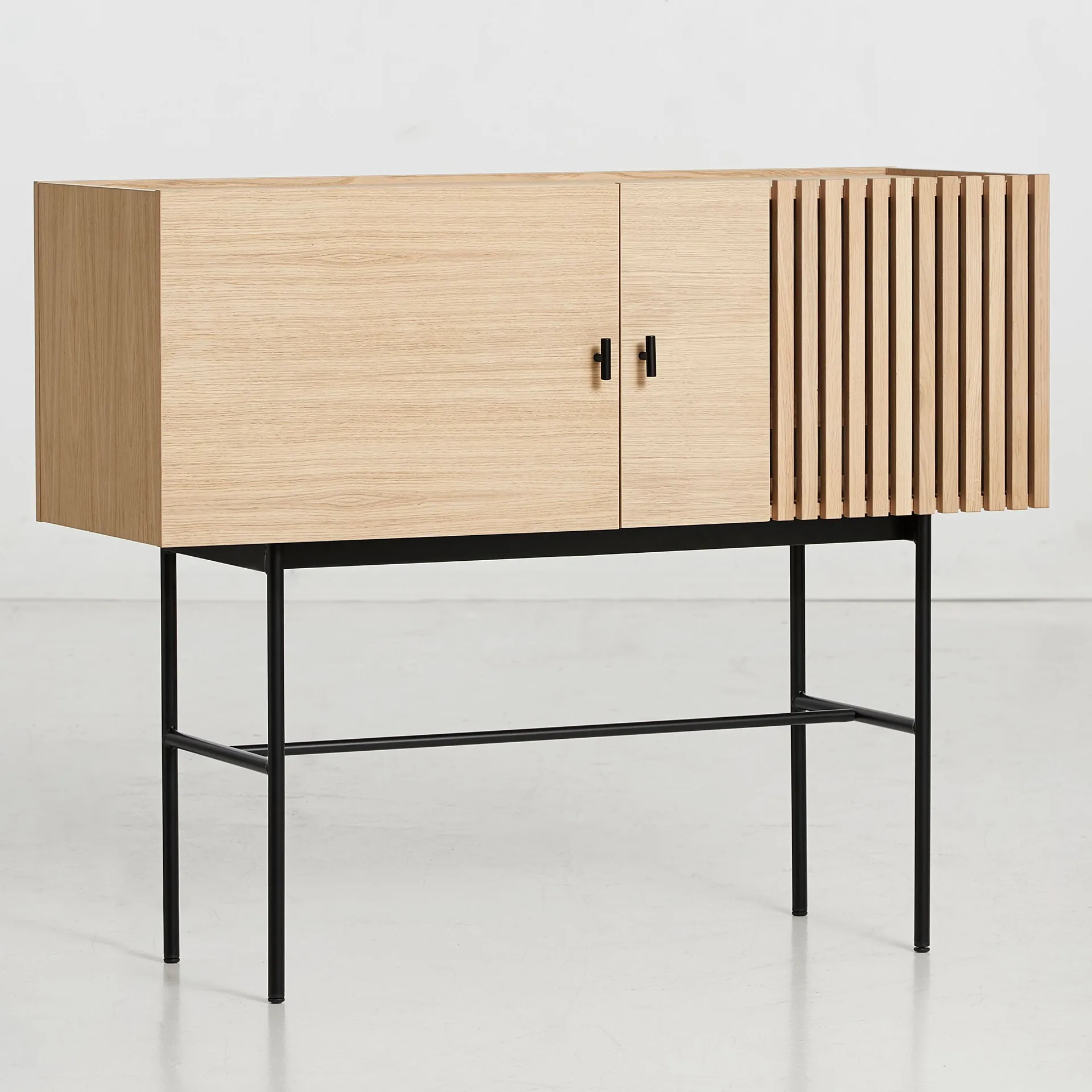 Array sidebord, 120cm, hvitpigmentert eik Woud