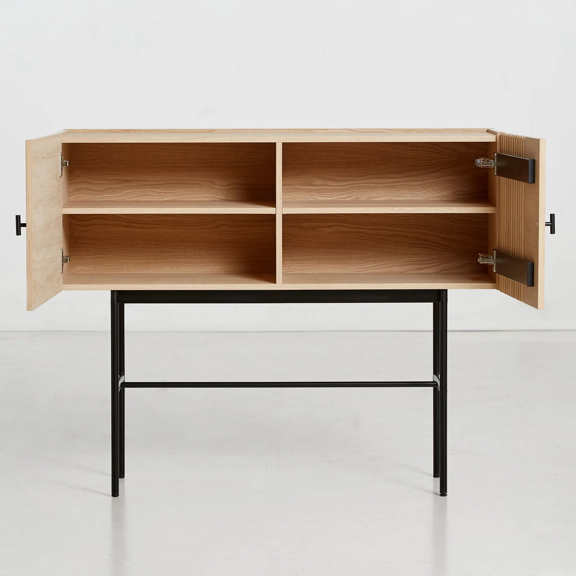 Array sidebord, 120cm, hvitpigmentert eik Woud