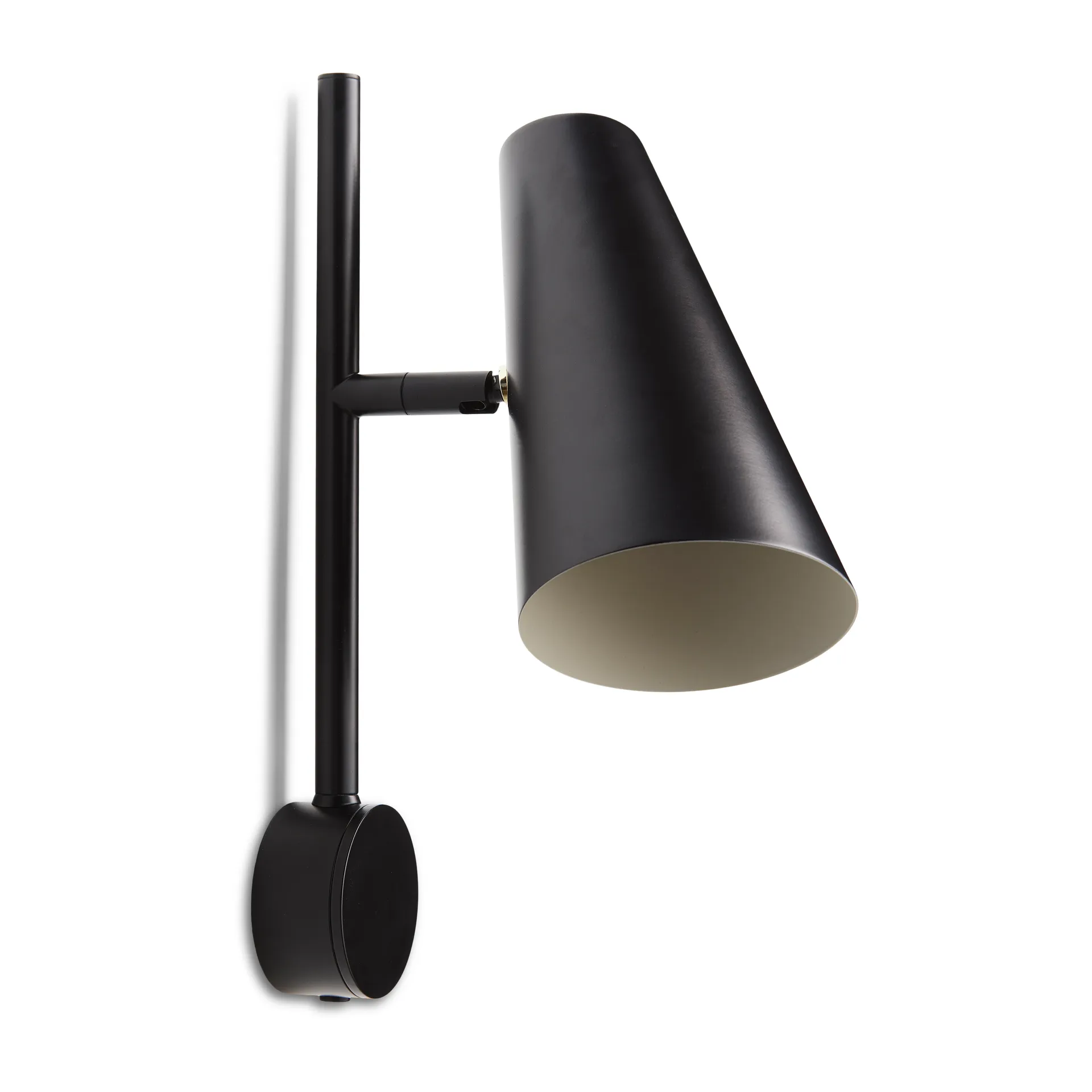 Cono vegglampe, Svart Woud