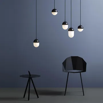 Dot taklampe medium - sort - Woud