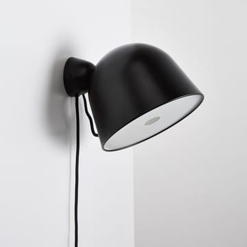 Kuppi vegglampe 2.0 - svart - Woud