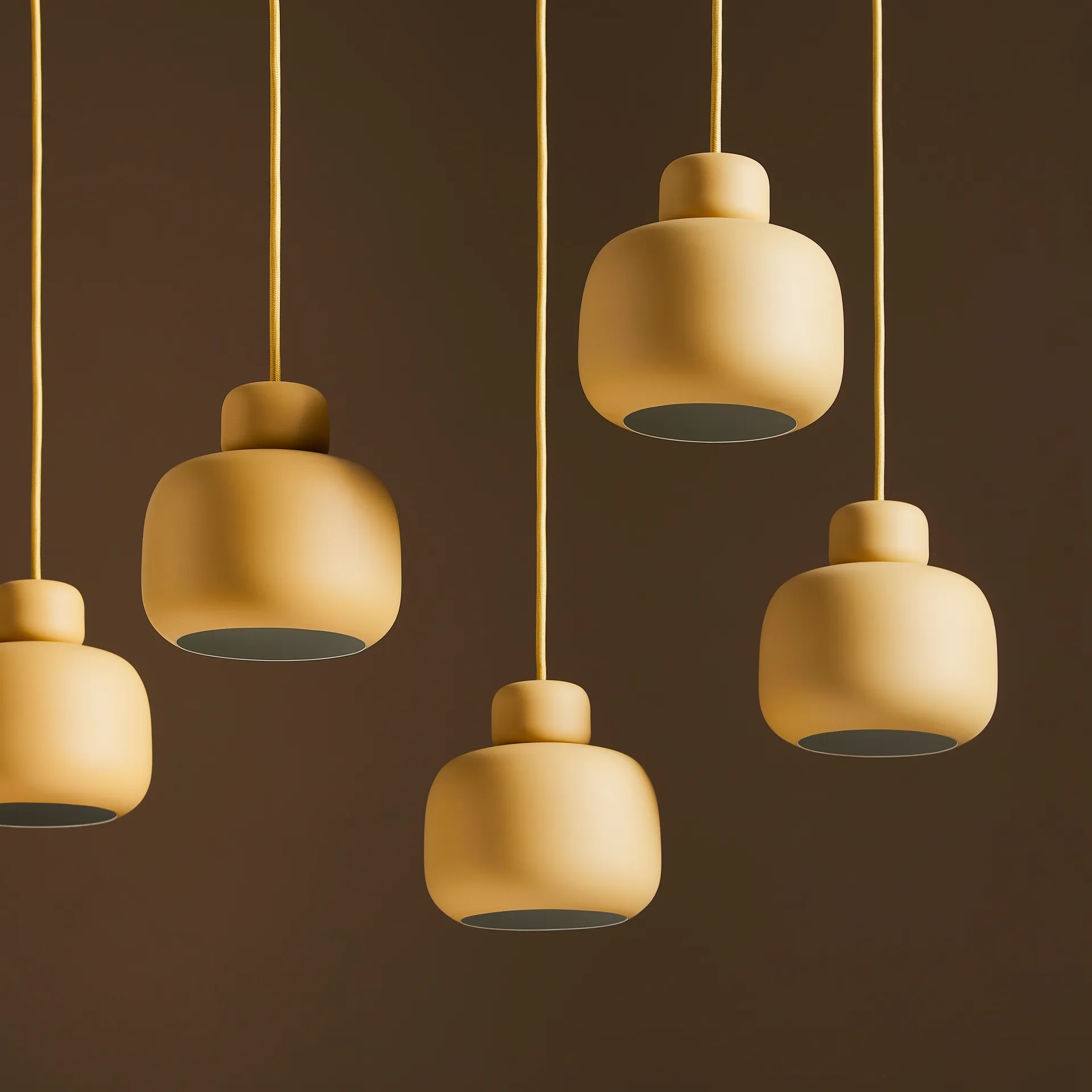 Stone taklampe small, Sennepsgul Woud