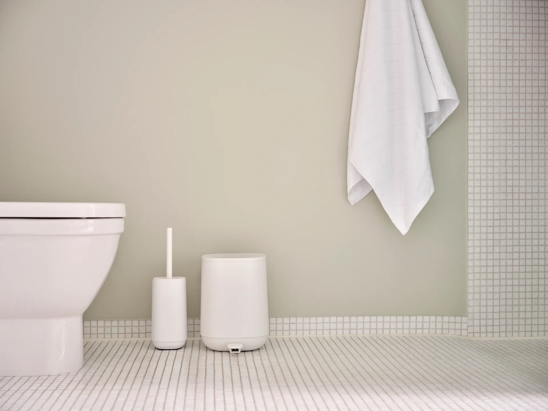 Time badehåndkle 70x140 cm, White Zone Denmark