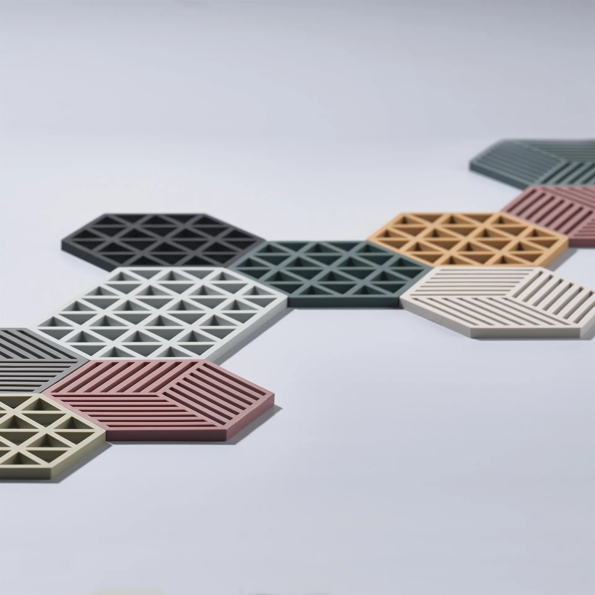 Triangle gryteunderlag, cool grey Zone Denmark