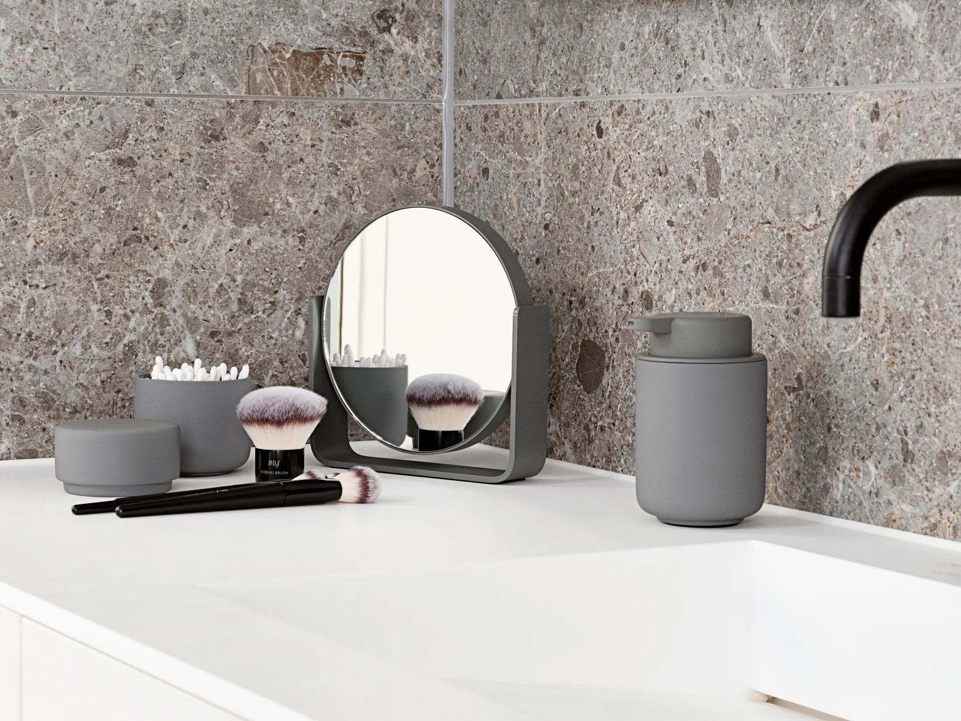 Ume bordspeil med 5x forstørrelse 19 x 19,5 cm, Grey Zone Denmark