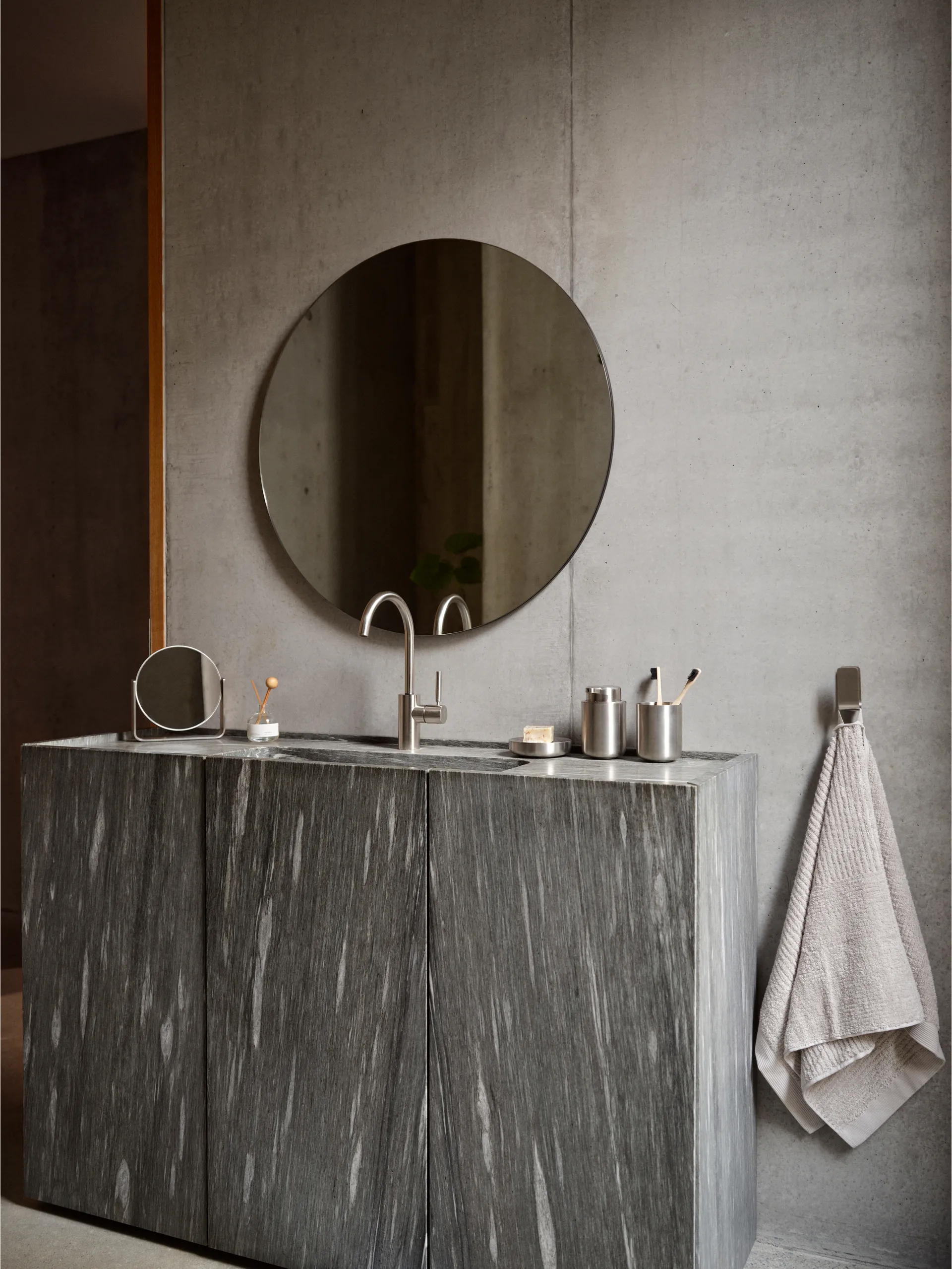 Ume bordspeil med 5x forstørrelse 19 x 19,5 cm, Stål Zone Denmark